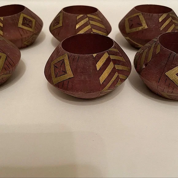 Artisan Hand-painted Lot of 6 Dark Brown Wood Napkin Ring Holders - Picture 2 of 3